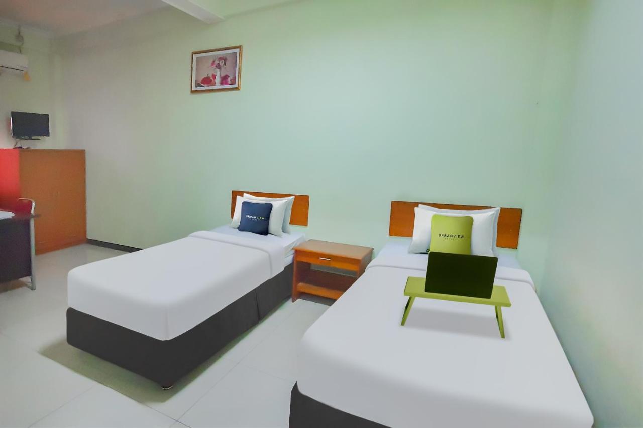 Urbanview Hotel Bartu Moh Toha Bandung By Reddoorz Exterior photo